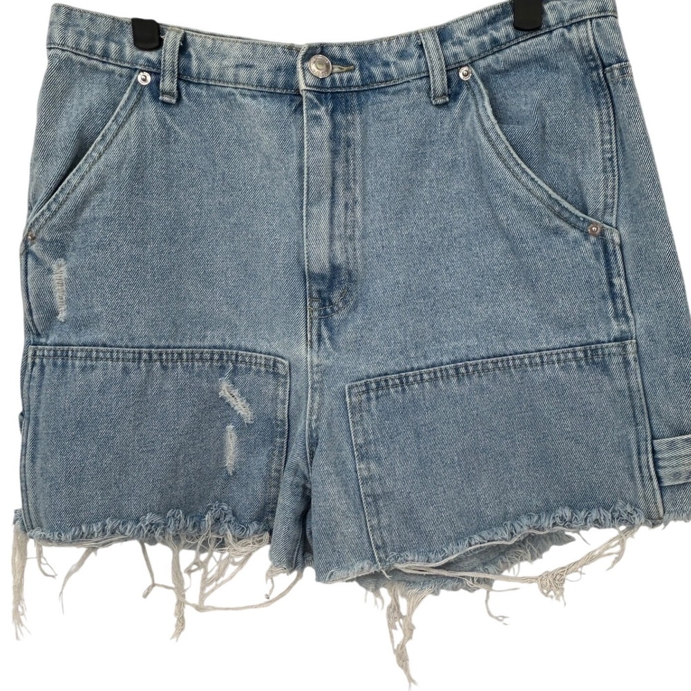 Simple Society Carpenter Denim Shorts Light Wash Distressed Raw Hem‎ Size 11/30